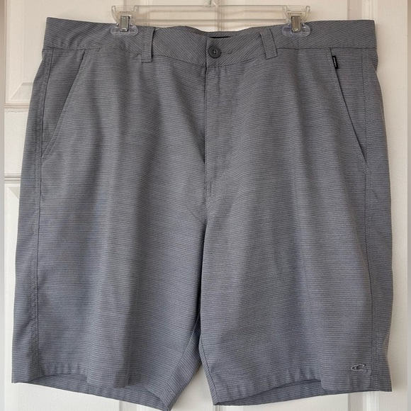 O’Neill Men’s Shorts Gray‎ Blue Muted Stripe Size 40 - Picture 1 of 13